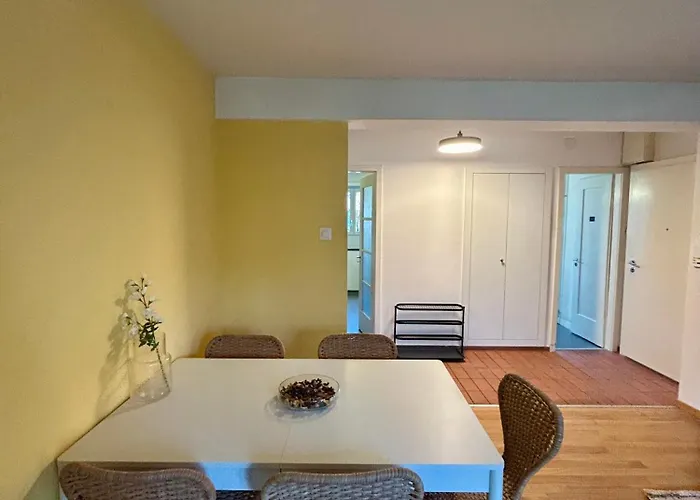 Cozy On Brahmstrasse In *