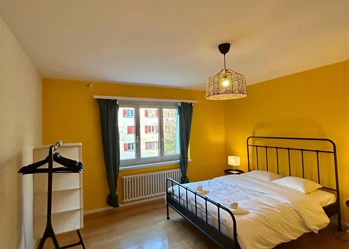 Cozy On Brahmstrasse In Daire *